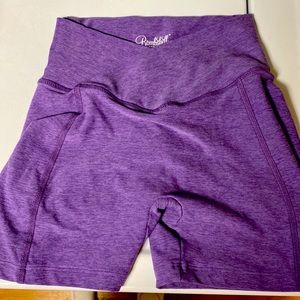Bombshell contour shorts